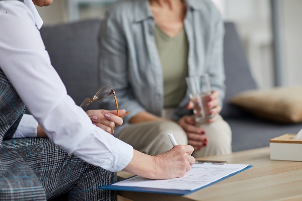Una seduta di psicoterapia.